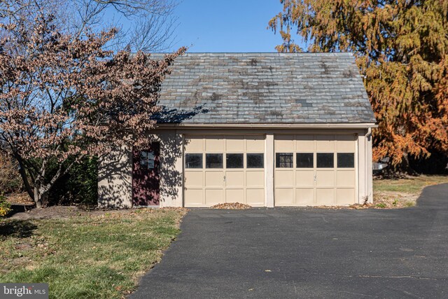 2209 Swamp Rd, Furlong, PA 18925 - view of patio / terrace featuring ceiling fan, outdoor lounge area, and entry steps