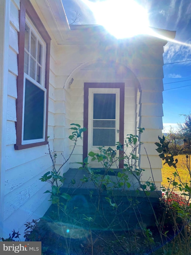 view of property entrance