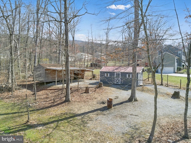 174 Robin Ln, Harpers Ferry, WV 25425 - view of front of property featuring an outdoor structure