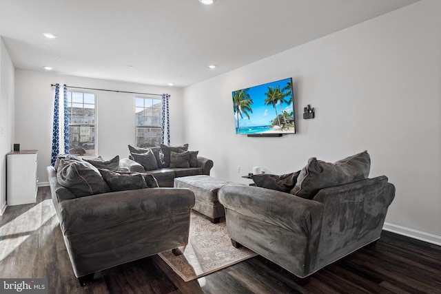 8510 Randell Ridge Rd, Frederick, MD 21704 - living room with dark wood-style floors, recessed lighting, and baseboards