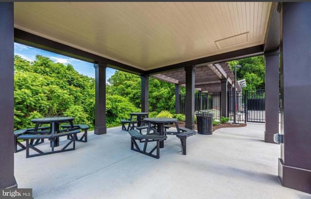 8510 Randell Ridge Rd, Frederick, MD 21704 - view of patio