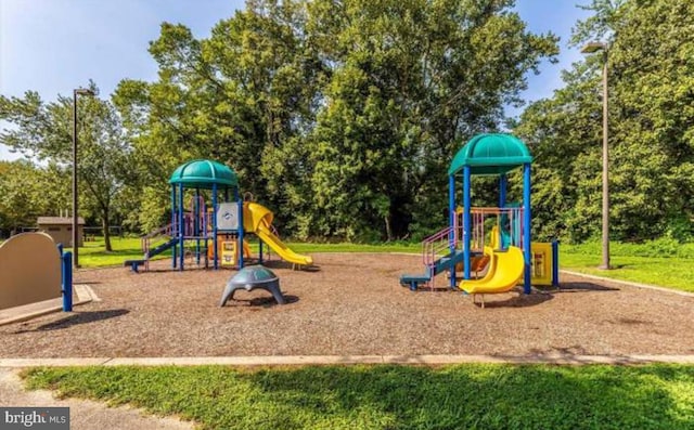8510 Randell Ridge Rd, Frederick, MD 21704 - view of communal playground