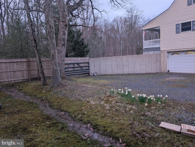 view of yard featuring fence