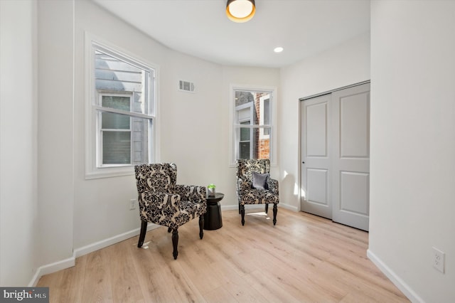 living area with light wood-type flooring