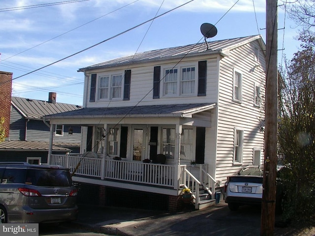 view of front of home featuring a porch