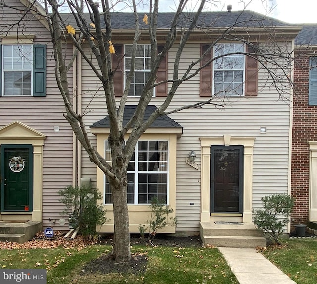 view of townhome / multi-family property