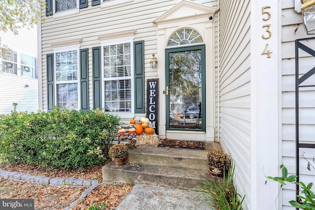 view of property entrance