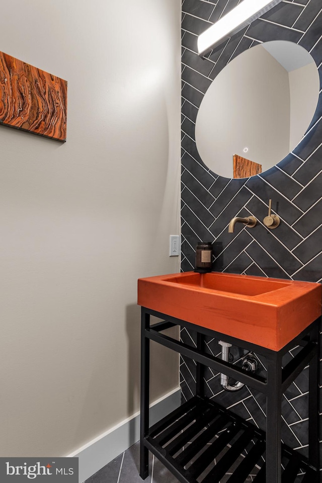 room details with tile patterned flooring and tasteful backsplash