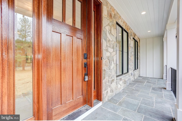 view of property entrance