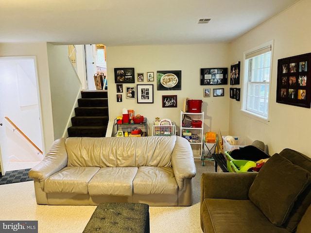 living room with carpet