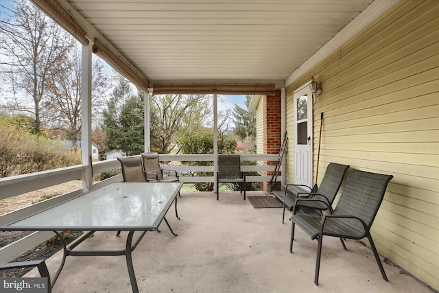 view of sunroom / solarium