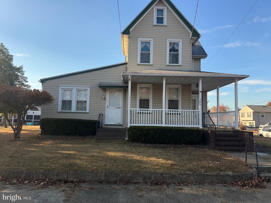 view of front facade featuring a porch