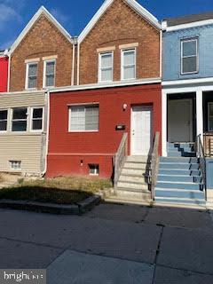 view of townhome / multi-family property