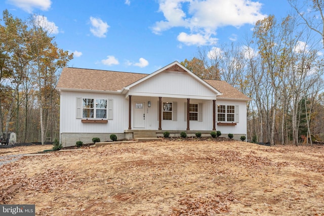 view of front of house with a porch