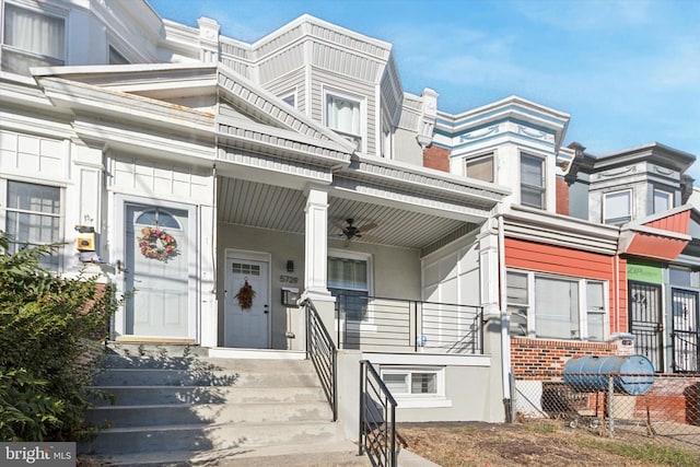 view of front of property featuring covered porch