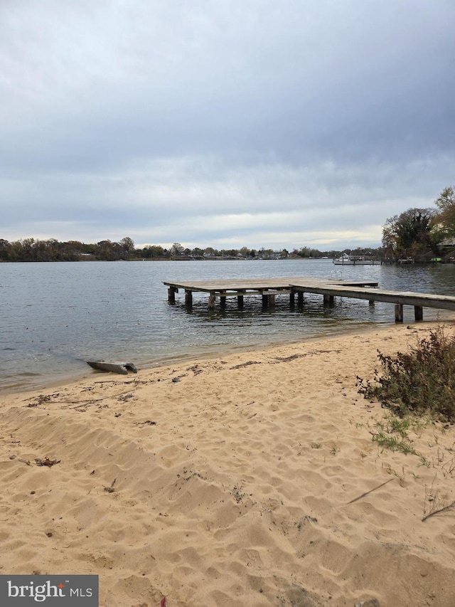 view of dock featuring a water view