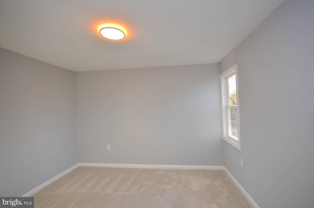6200 Clay St NE, Washington, DC 20019 - unfurnished room with baseboards and light carpet