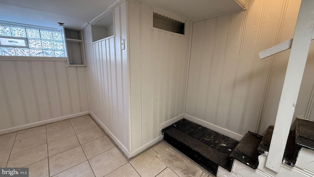 mudroom featuring light tile patterned floors