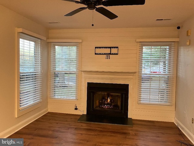 details with hardwood / wood-style floors and ceiling fan