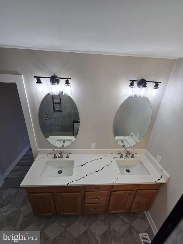 bathroom with vanity