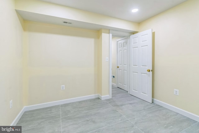 12700 Macduff Dr, Fort Washington, MD 20744 - unfurnished room featuring baseboards, concrete floors, and recessed lighting