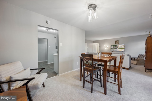 dining room with carpet