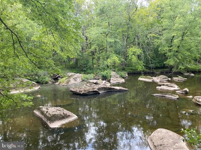 view of water feature