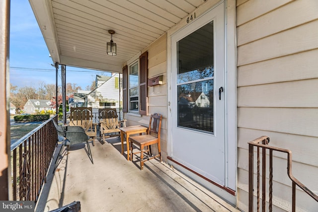 view of patio featuring covered porch