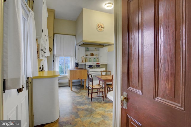 144 W Main St, Waynesboro, PA 17268 - view of entryway