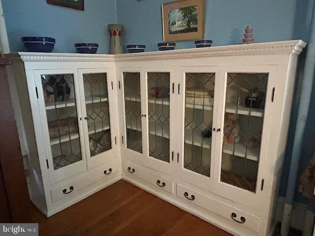 144 W Main St, Waynesboro, PA 17268 - detailed view of wood finished floors