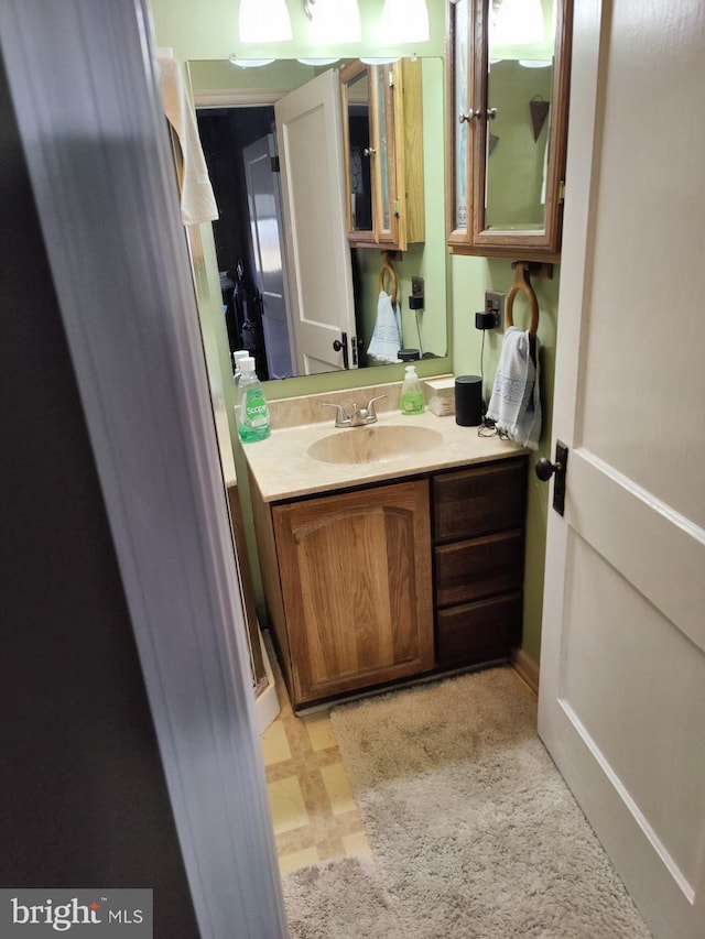 bathroom with vanity