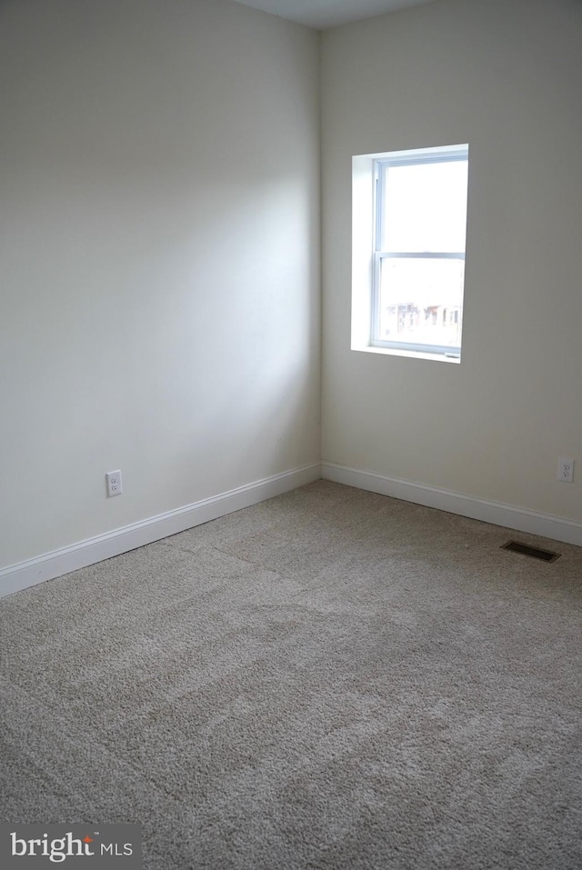 empty room with carpet