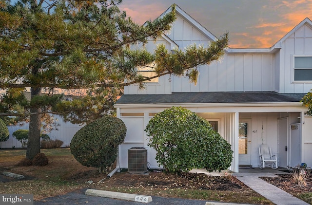 view of front of property featuring central AC