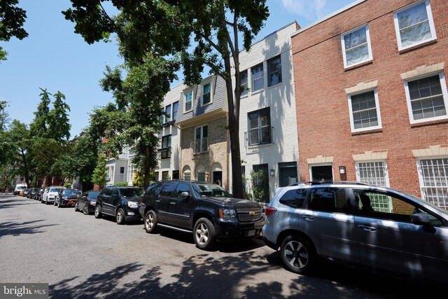 2009 Hillyer Pl NW, Washington, DC 20009 - view of building exterior featuring a residential view