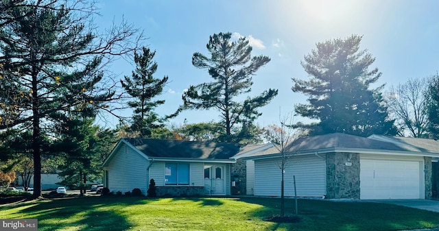 ranch-style house with a front lawn