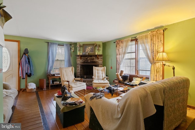 living room with wood-type flooring