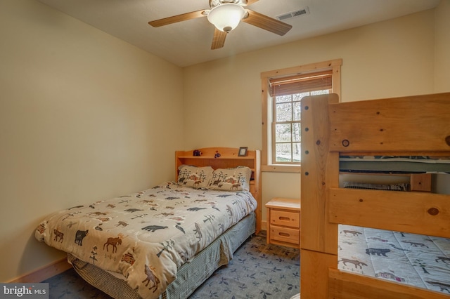 bedroom with ceiling fan