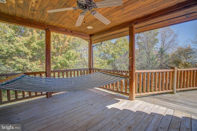 deck with ceiling fan