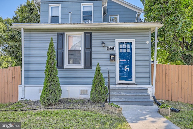 view of front of house