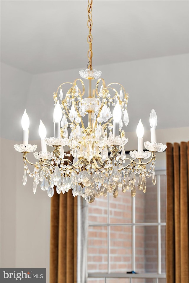 interior details with an inviting chandelier