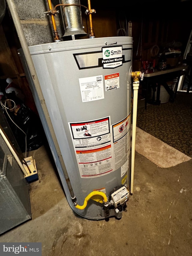 255 Regina Ave, Hamilton, NJ 08619 - utilities with water heater