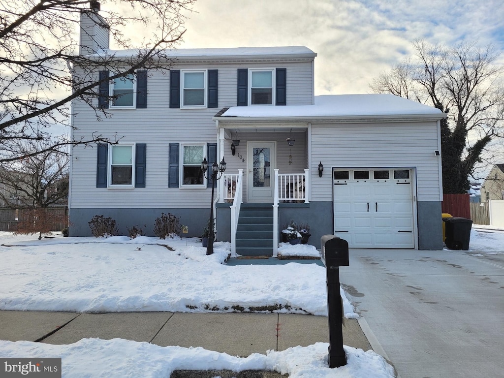 view of front facade with a garage