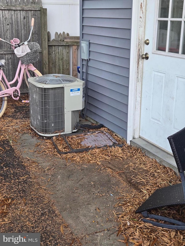 13 E Millbrooke Ave, Woodstown, NJ 08098 - exterior view of cooling unit