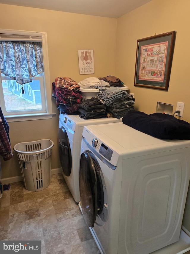 13 E Millbrooke Ave, Woodstown, NJ 08098 - washroom featuring washer and clothes dryer, baseboards, and stone finish floors