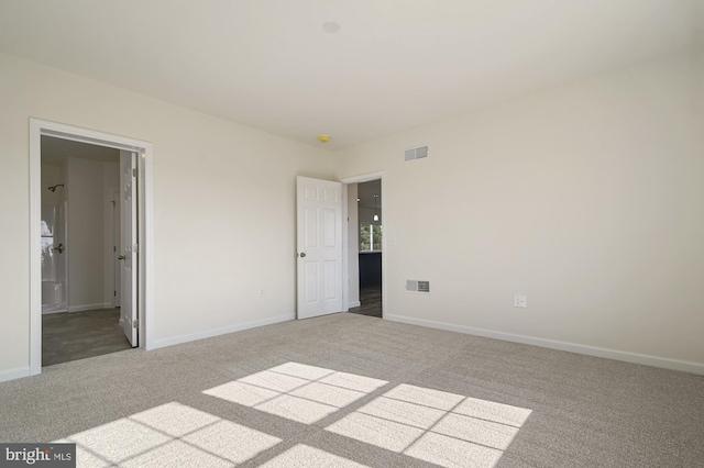 unfurnished bedroom featuring carpet flooring