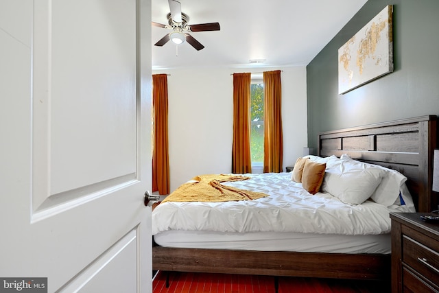 bedroom featuring ceiling fan