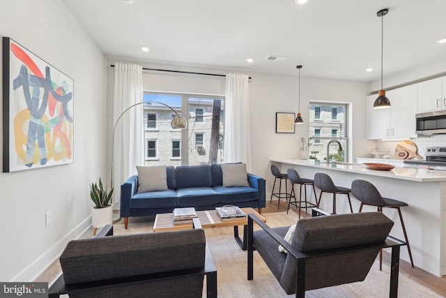 3205 N 35th St Unit 5, Philadelphia, PA 19129 - living area featuring recessed lighting, light wood-type flooring, and baseboards