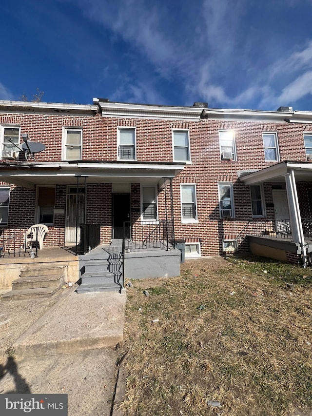 view of front of house with a porch