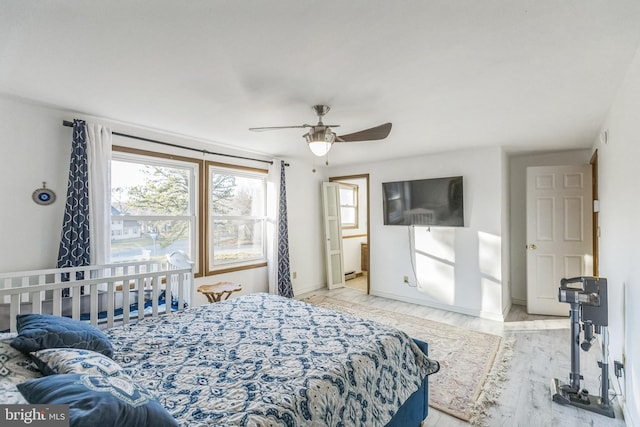 bedroom with ceiling fan