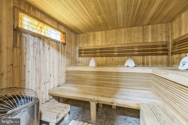 view of sauna / steam room